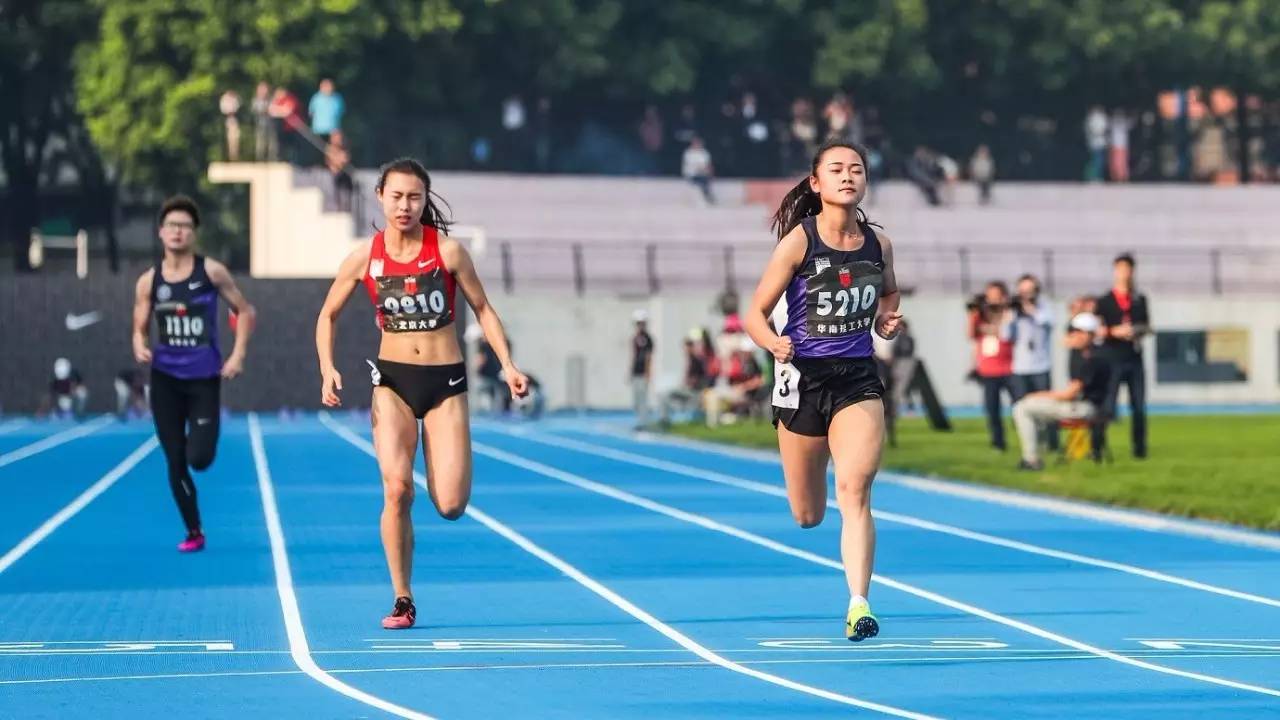 �ߴ�110������䡪���߽��Ϳ˸�У�ﾶ��Ӣ��ս��